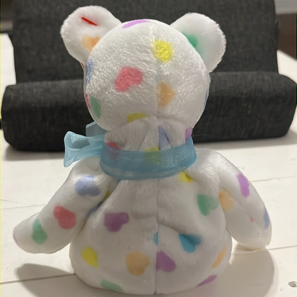 TY Beanie Bear “Kissme” Born Date February 7, 2001 white with multicolor hearts - Picture 3 of 7